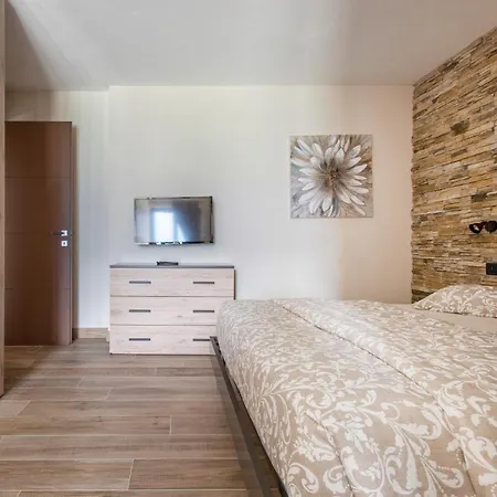 Casa Martinelli Апартаменты Tremosine